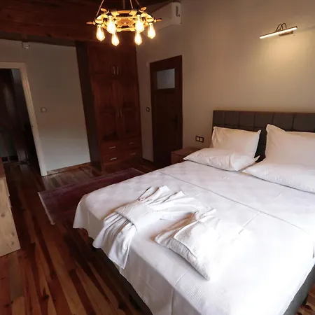 Ahsen Alloggio in famiglia Selçuk